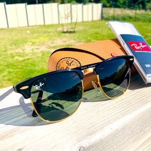 Ray-Ban RB3016 Clubmaster Classic Sunglasses with Black Frame